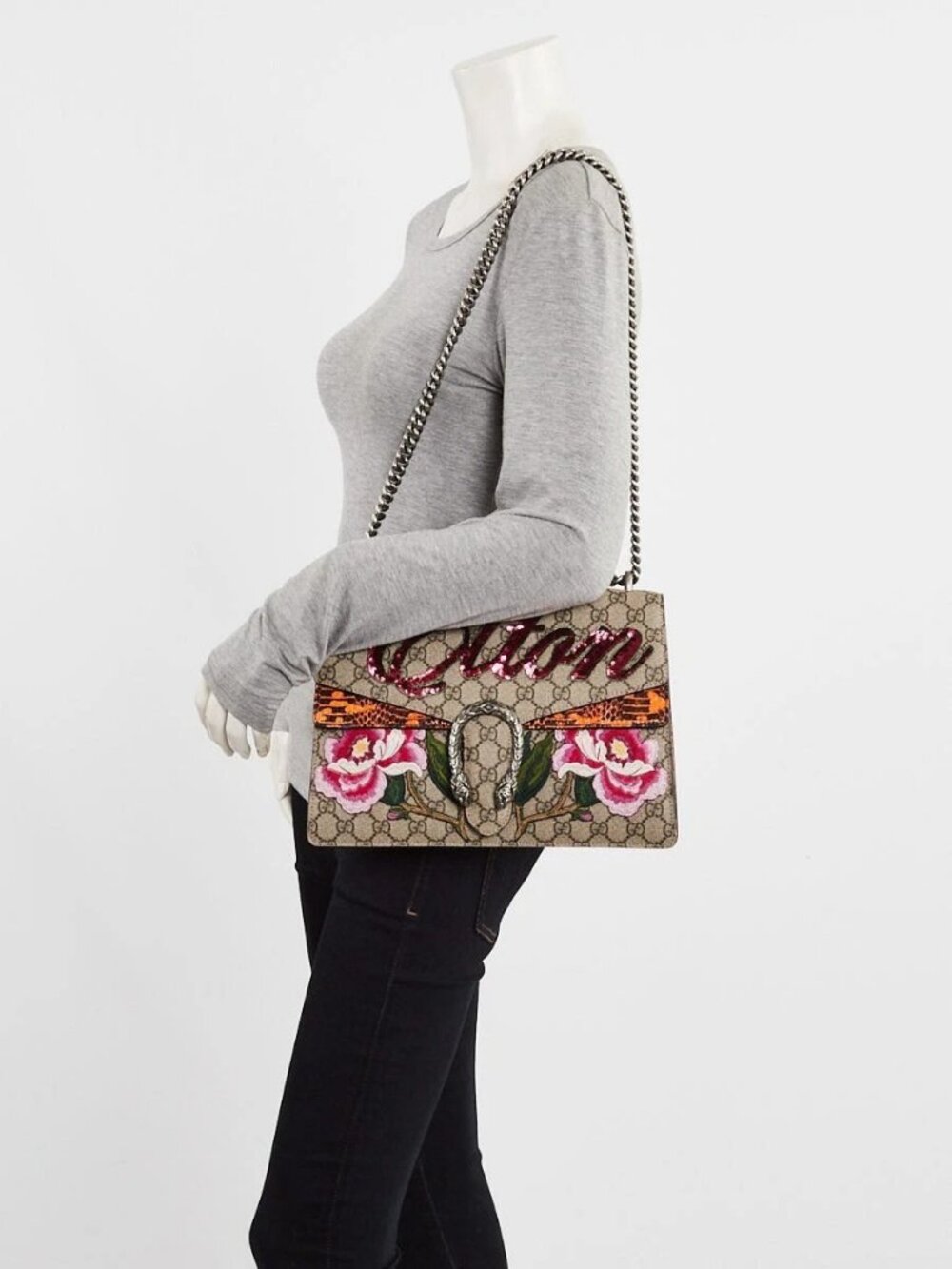 Gucci Beige GG Supreme Canvas Embroidered Elton Medium Dionysus Bag